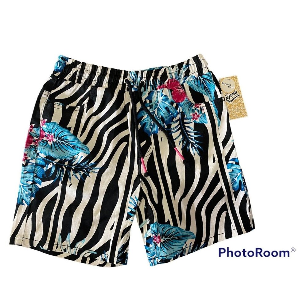 Fresh Prints of Bel Air Stretch Mens Size Small Tie Waist Shorts NWT Floral